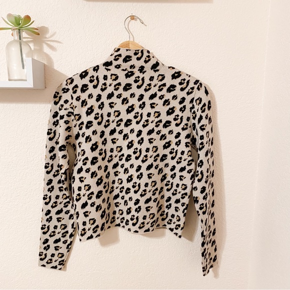 Industry Clothing leopard print mock neck sweater - Picture 4 of 4